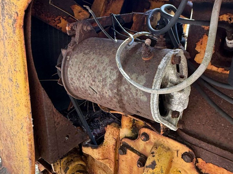 minneapolis-moline-orchard-lp-parts-tractor-image-23