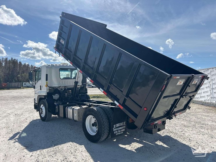 2018-isuzu-ftr-image-4