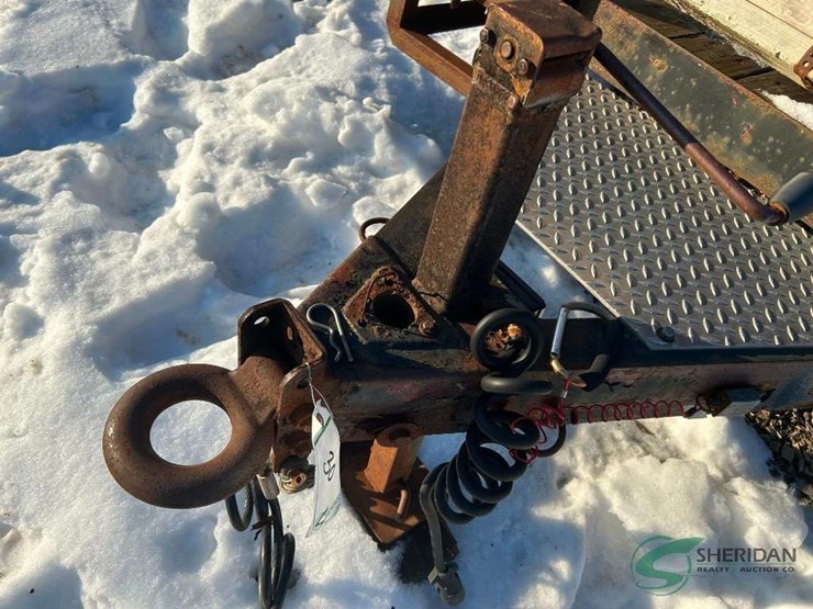 tandem-axle-trailer-with-yard-mats-included-trailer-is-under-2500lbs-no-title-image-2