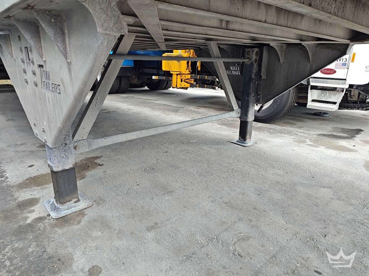 2023-titan-trailer-image-18