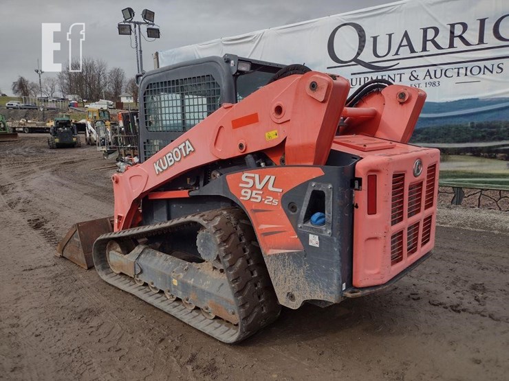 2019-kubota-svl95-2s-image-43