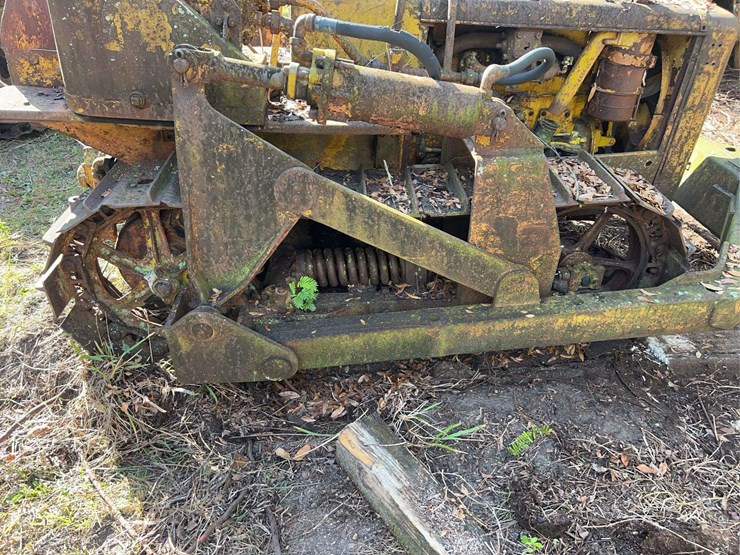 caterpillar-r2-image-47