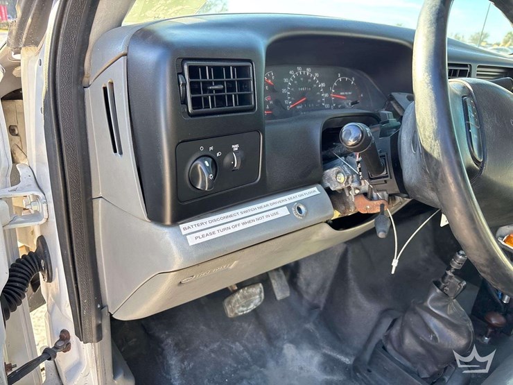 2002-ford-f650-image-27