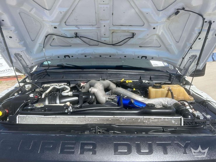 2016-ford-f550-image-7