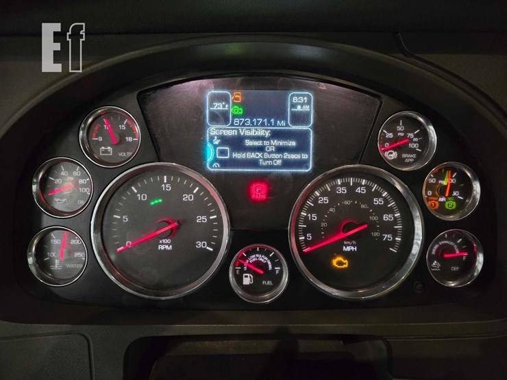 2017-kenworth-t880-image-19