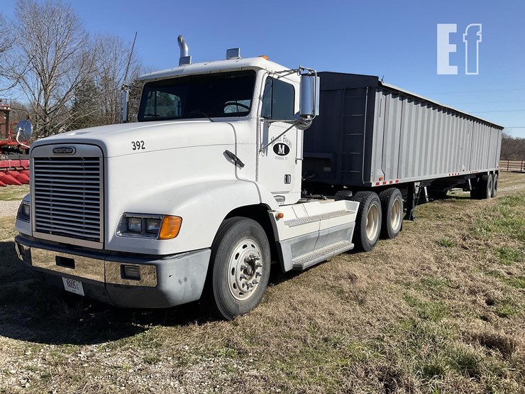 1998-freightliner-fld112-image-2