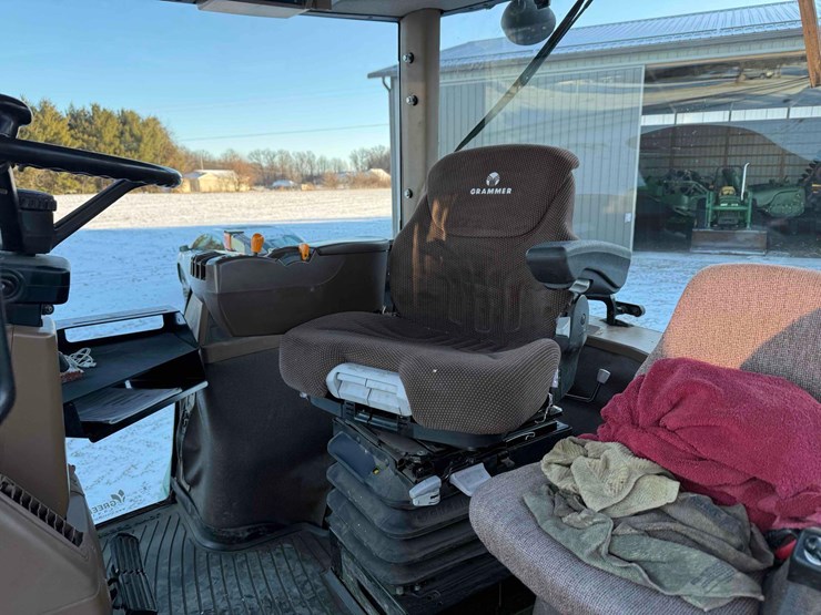 2009-john-deere-8130-image-23