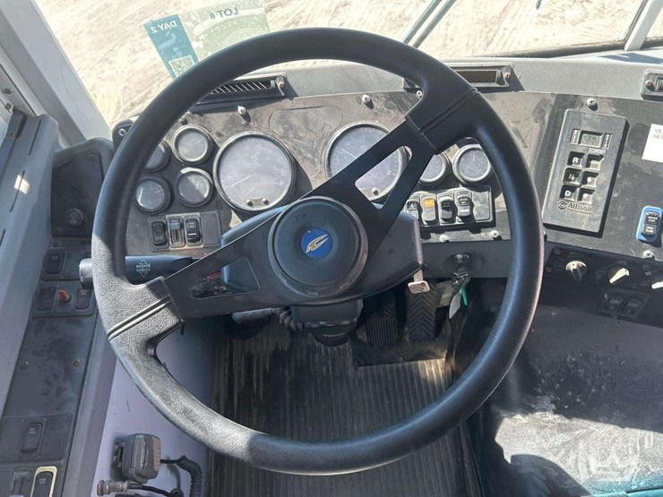 2007-bluebird-all-american-image-13