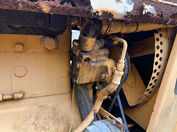 minneapolis-moline-g1050-image-28