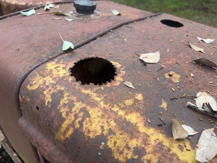 caterpillar-2-ton-crawler-image-12