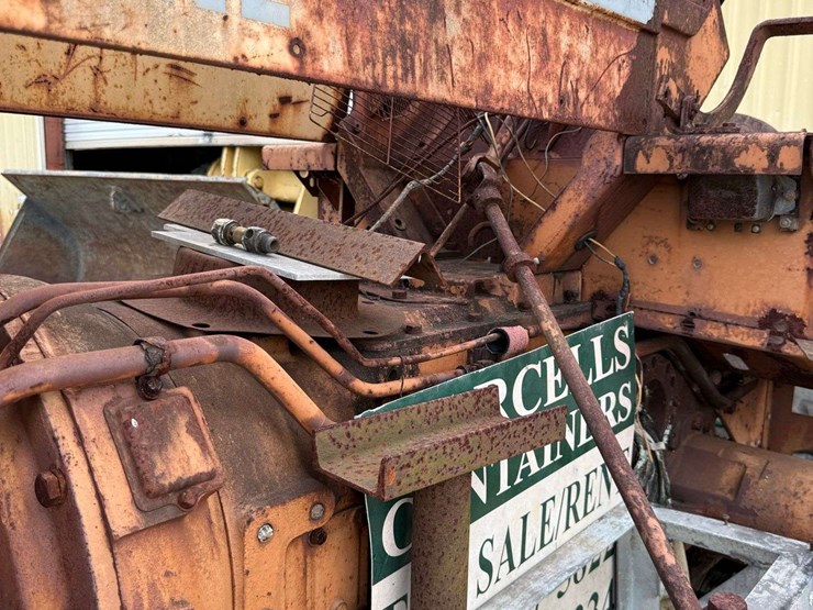 minneapolis-moline-g708-image-16