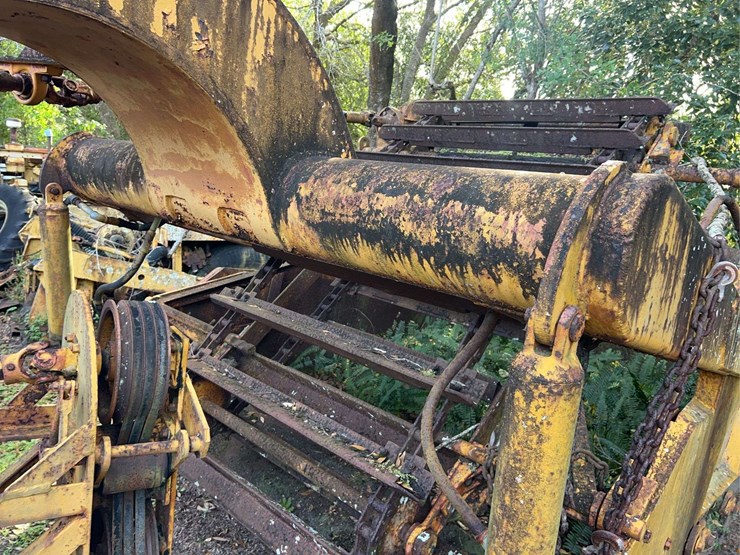 john-deere-840-image-37