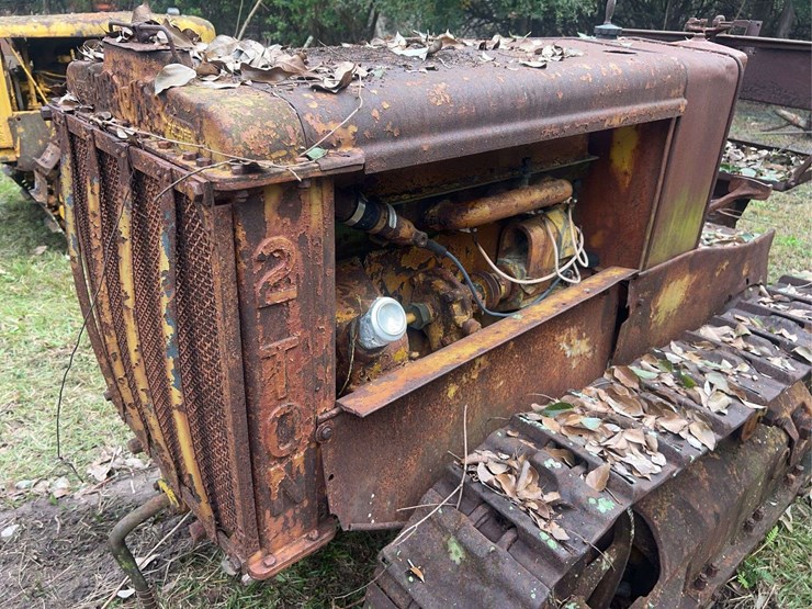 caterpillar-2-ton-crawler-image-15
