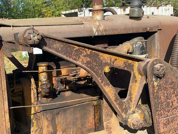 caterpillar-forty-gas-crawler-image-43