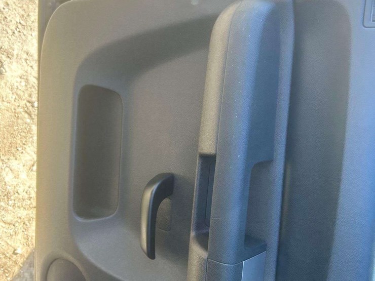 2013-gmc-sierra-1500-image-9