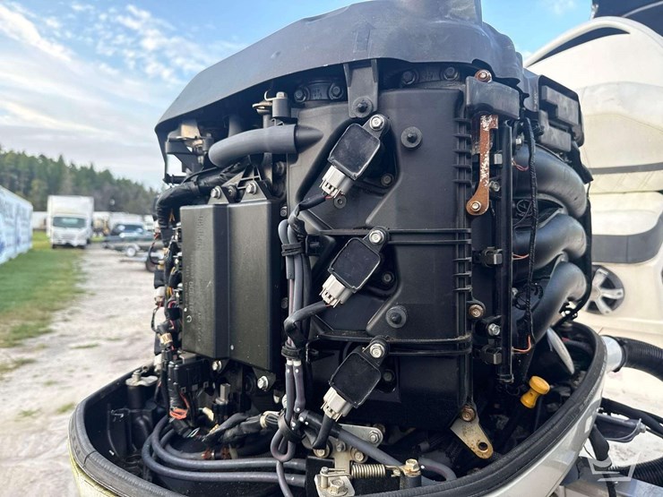 2018-regal-29obx-29ft-boat-with-34ft-t/a-boat-trailer-image-16