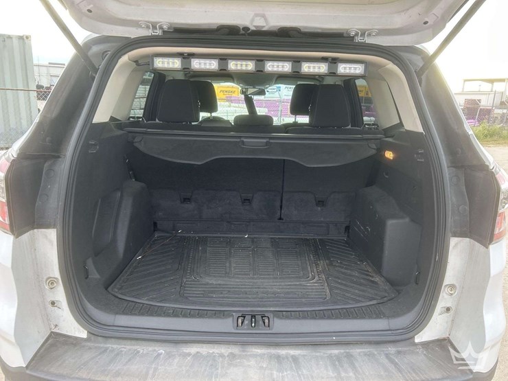 2017-ford-escape-image-12