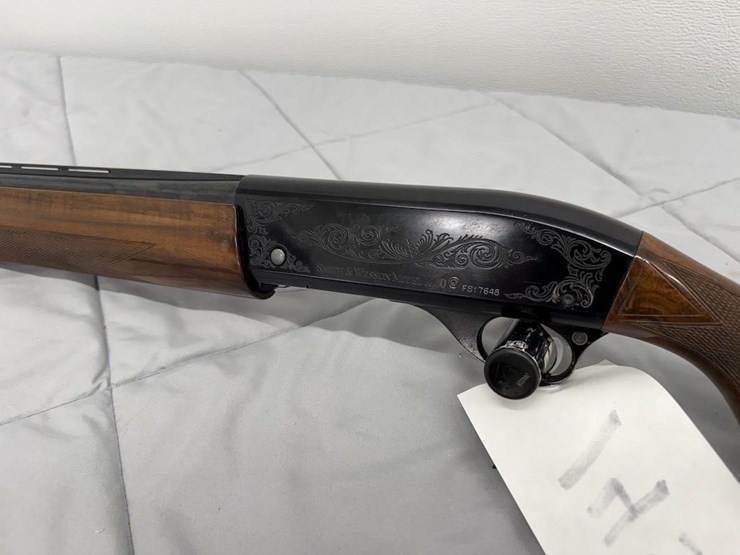 smith-&-wesson-1100-12-gauge-shotgun-image-6