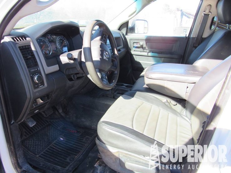 2013-dodge-ram-3500-image-6