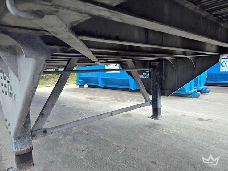 2023-titan-trailer-image-17