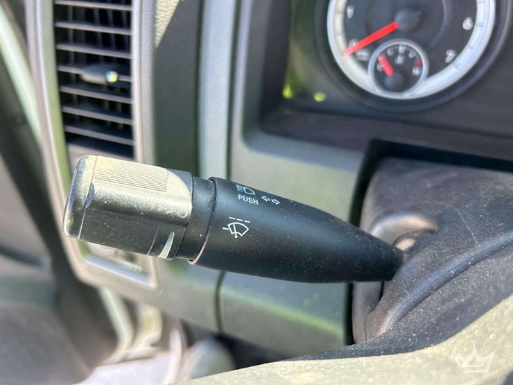 2012-dodge-2500-image-14