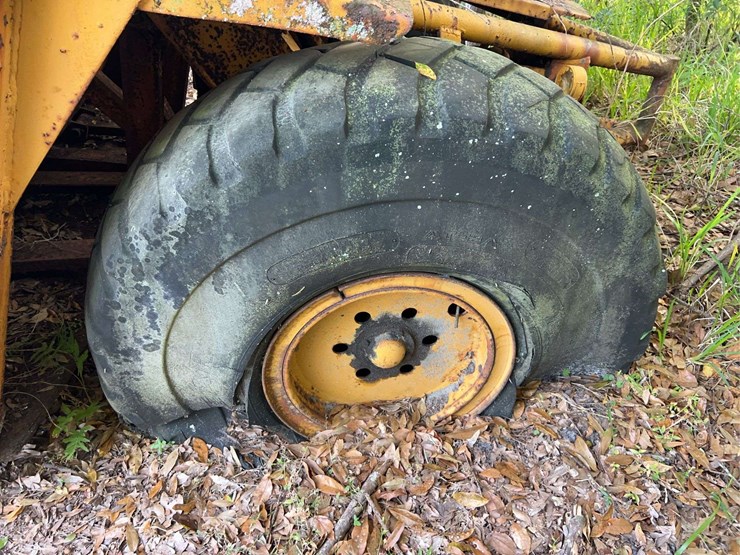 john-deere-840-image-43