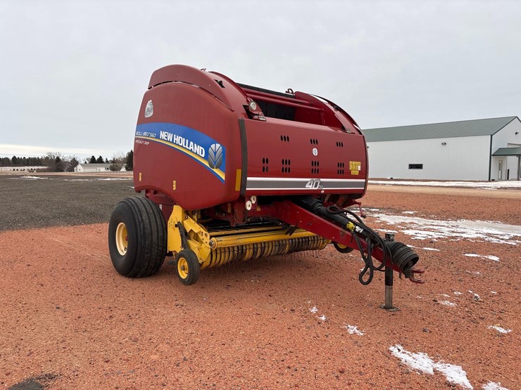 2015-new-holland-rb560-round-baler-image-3