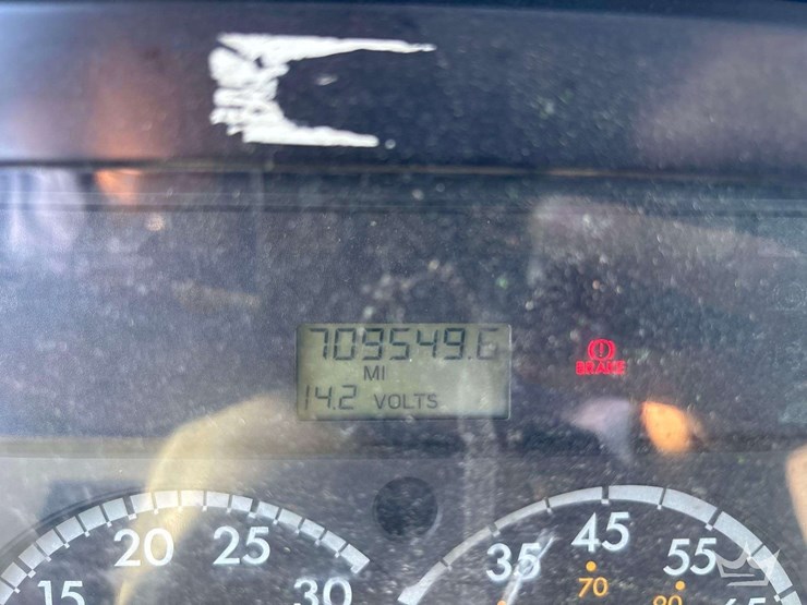 2010-sterling-a9500-image-7