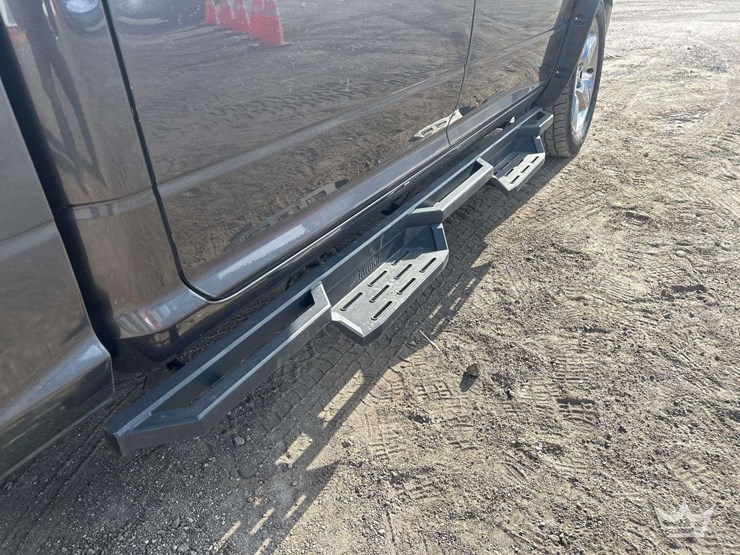 2014-dodge-1500-image-29