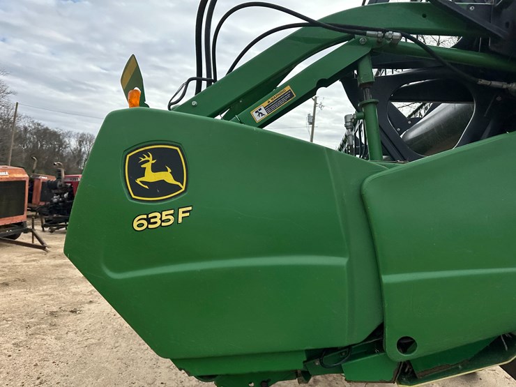2013-john-deere-635f-image-39