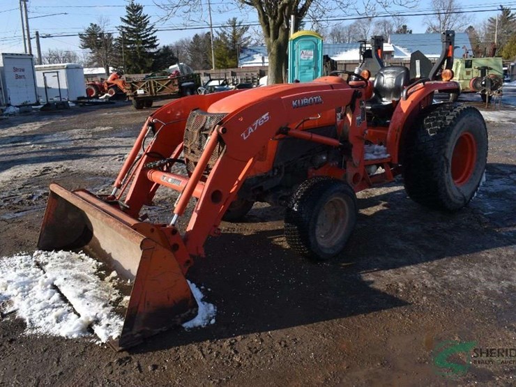 kubota-l4701-image-1