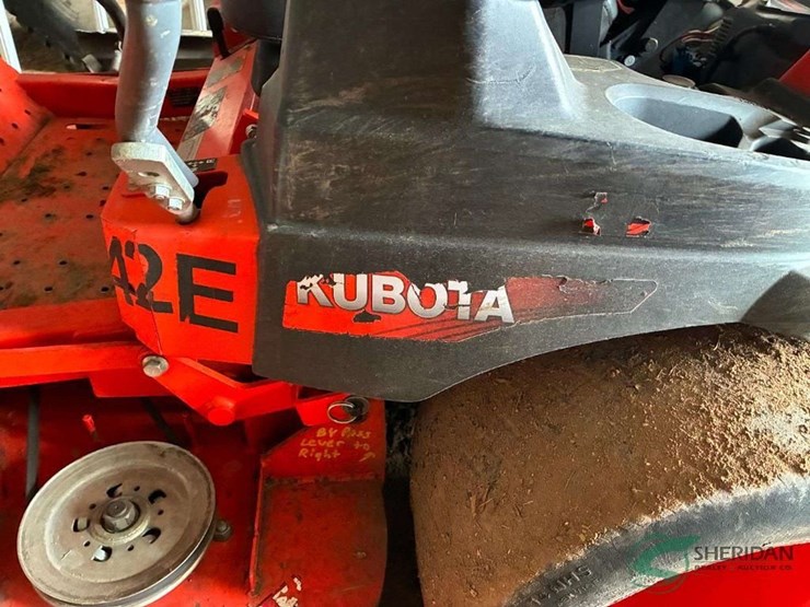 kubota-781-60"-zero-turn-mower-showing-2349-hours-image-4