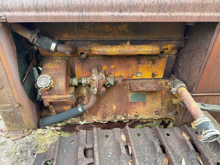 caterpillar-2-ton-crawler-image-7