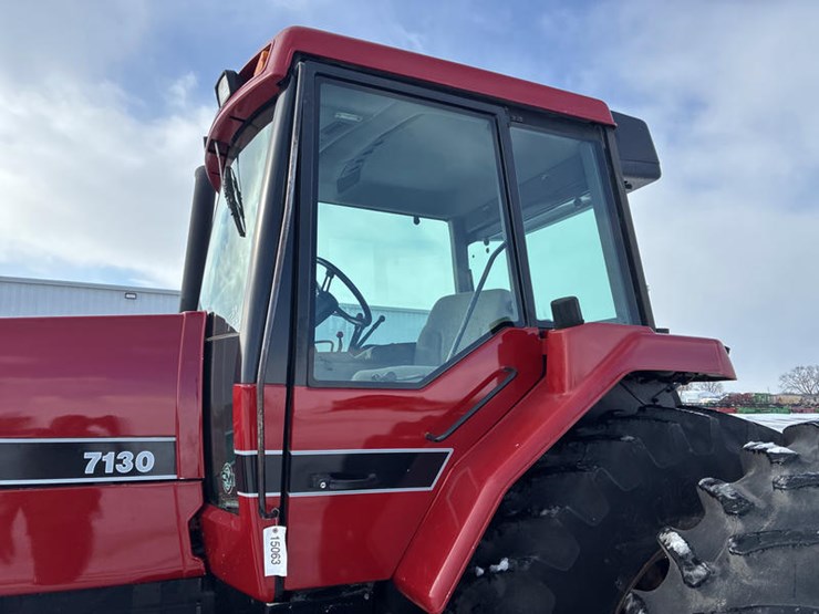 1988-case-ih-7130-image-27