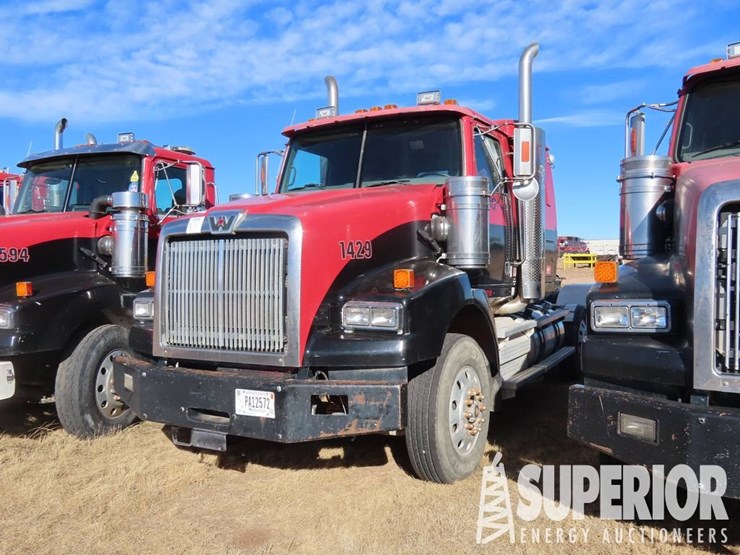2012-western-star-4900-image-1