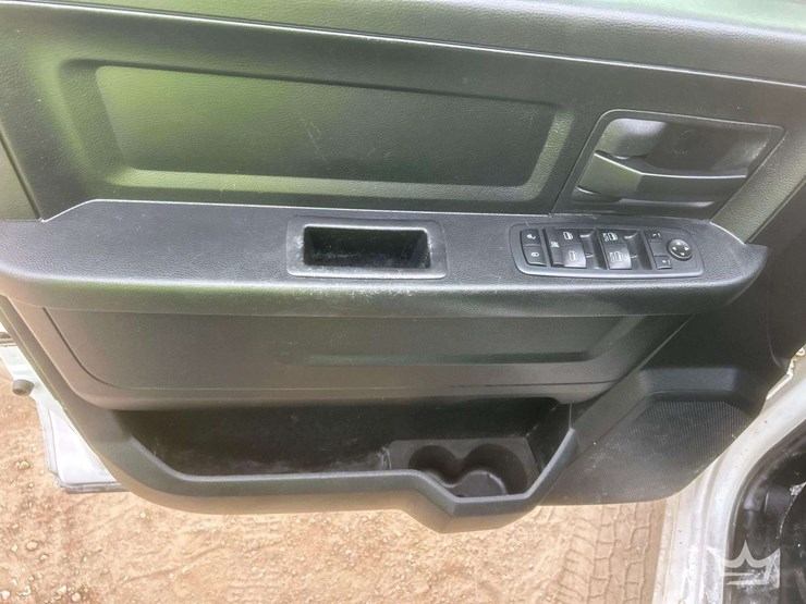 2018-dodge-1500-image-9