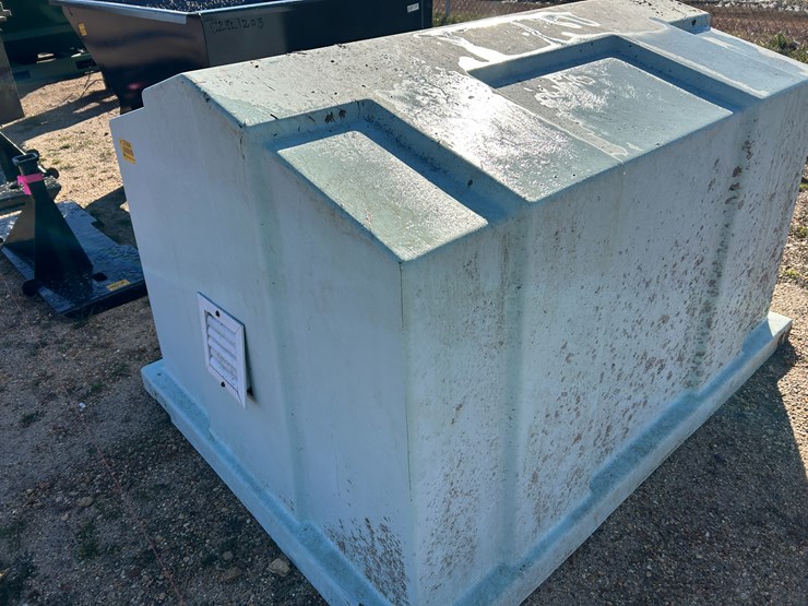 #37654-•-well-cover-image-3