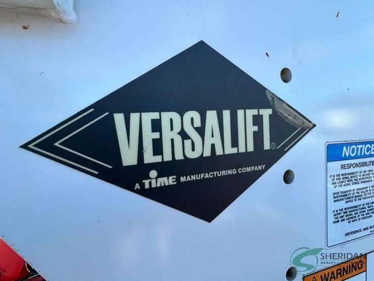 2021-ford-f750-image-19