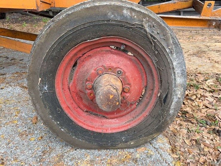 minneapolis-moline-diesel-image-16