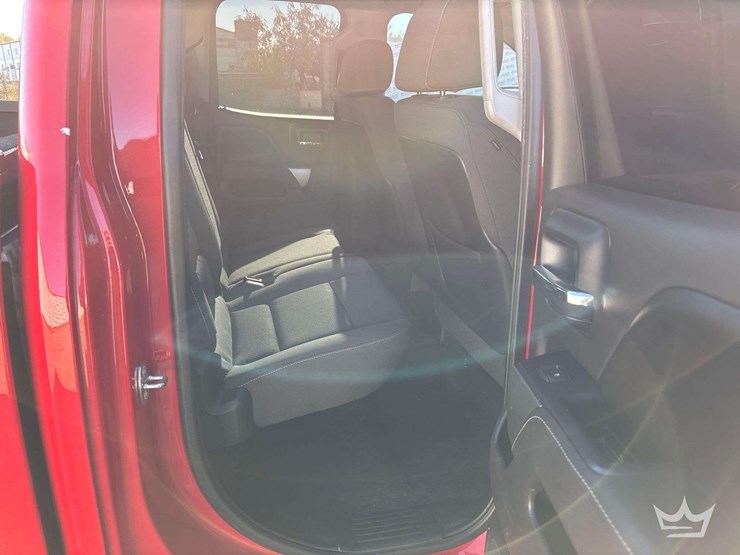 2015-chevrolet-silverado-1500-image-21