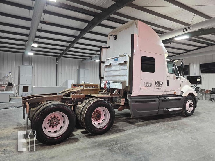 2012-international-prostar-image-3