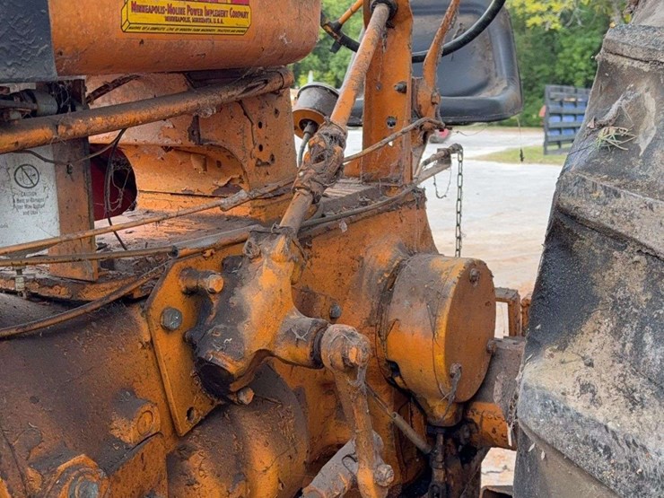 minneapolis-moline-diesel-image-39