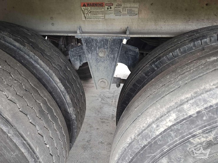 2023-titan-trailer-image-19