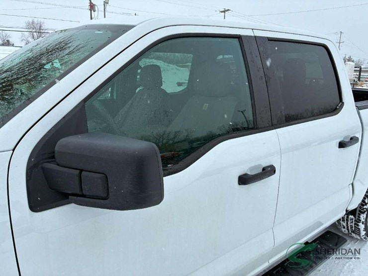 2023-ford-f150-image-7