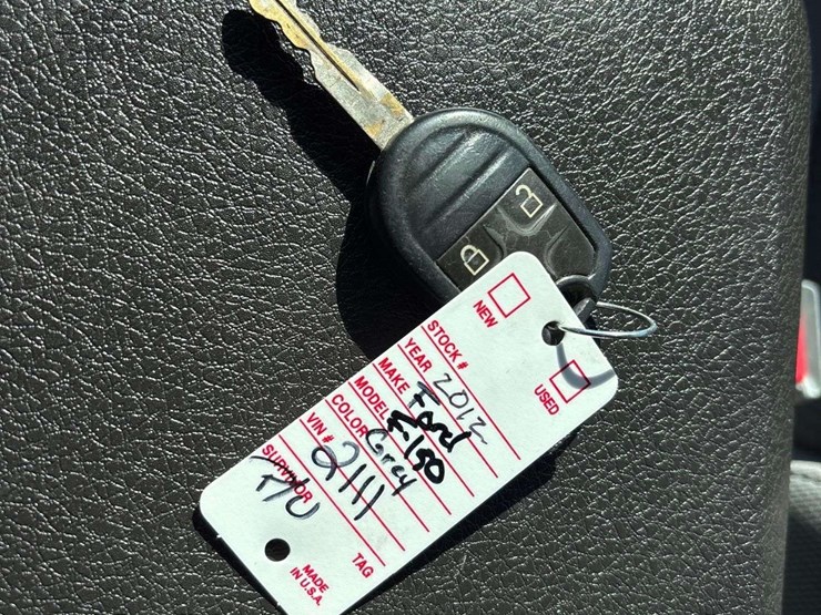 2012-ford-f150-image-32