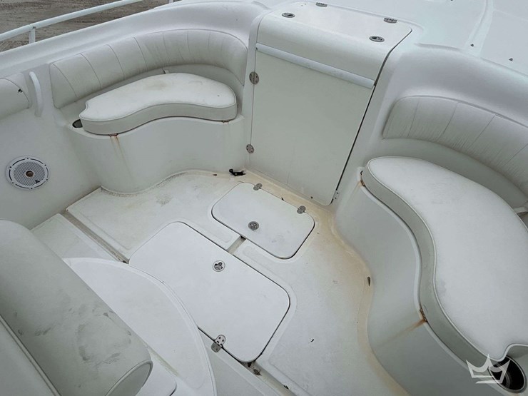 2014-glasstream-360-scx-twin-400r-mercury's-with-triple-axle-aluminum-trailer-image-19