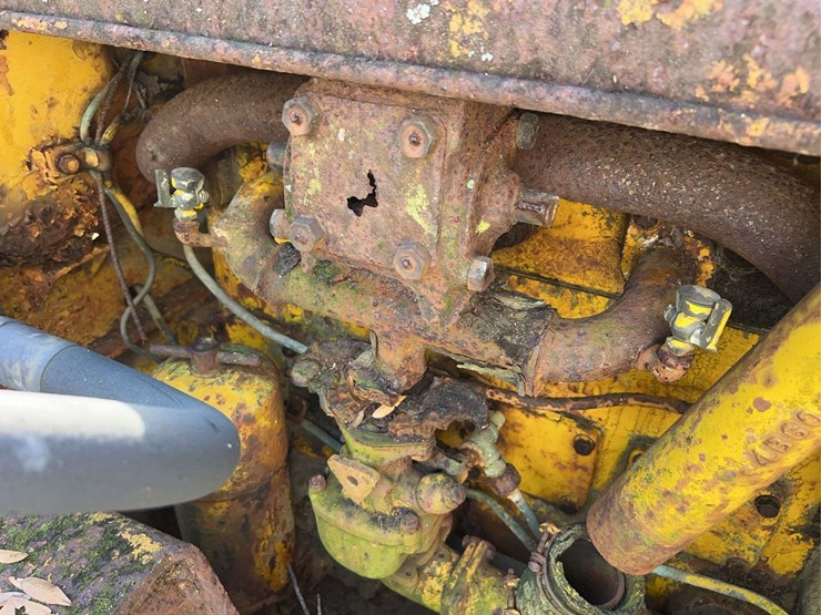 caterpillar-r2-image-18