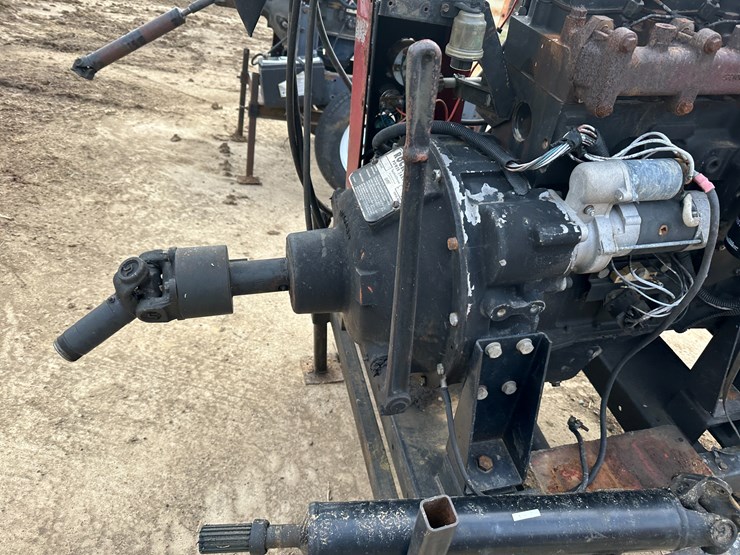 #38429-•-case-4391-4-cyl-power-unit-image-11