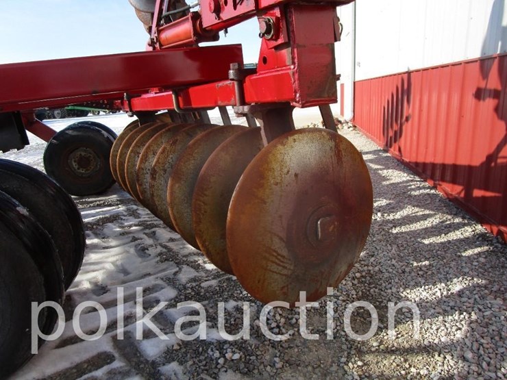 case-ih-3800-image-7