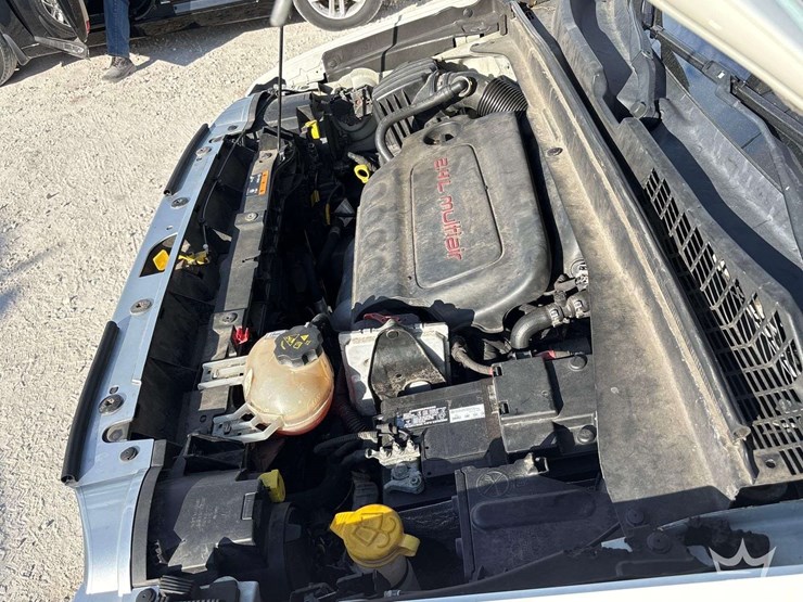 2016-jeep-renegade-image-9